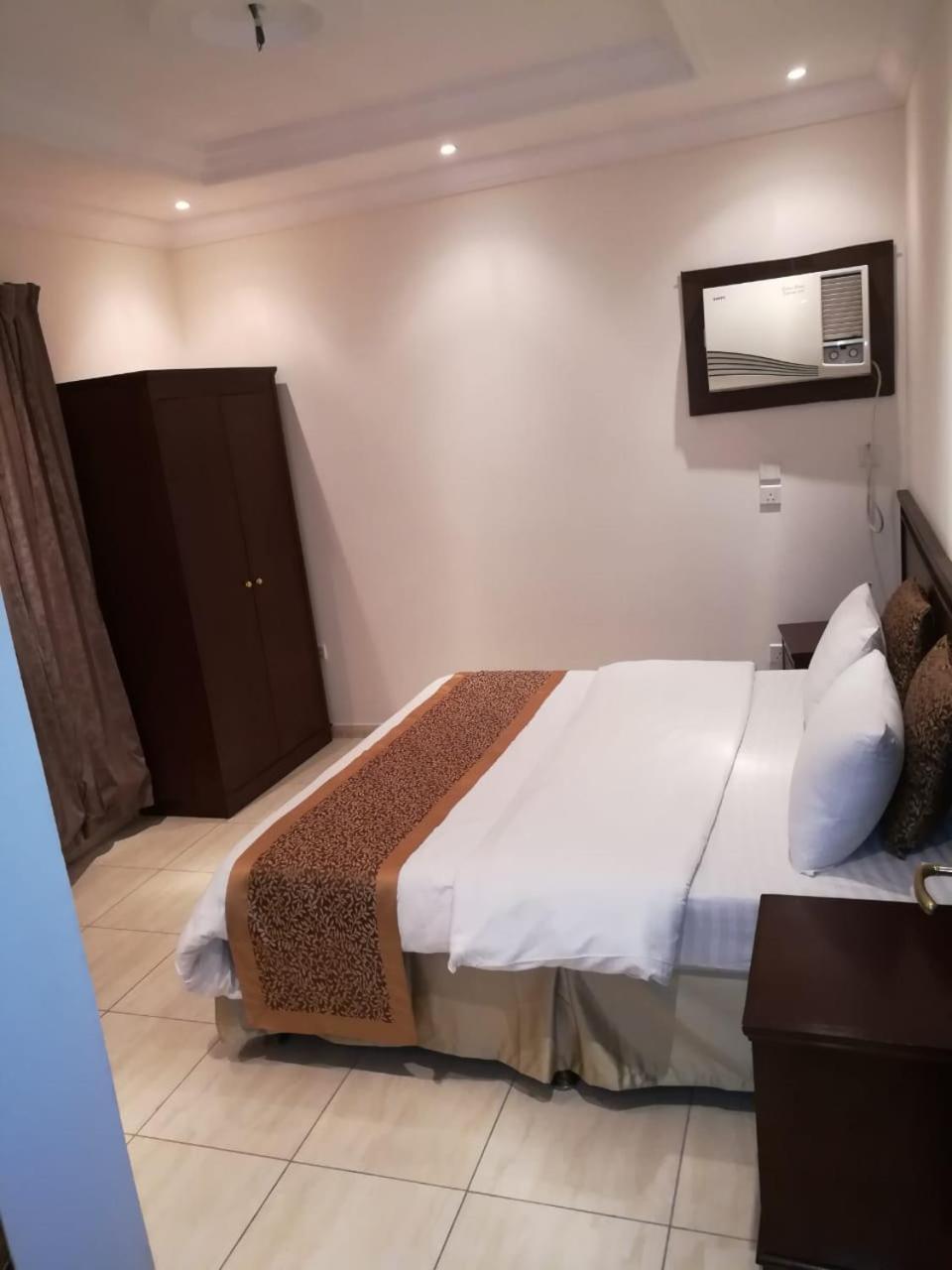 Leen Serviced Apartments Dzsidda Kültér fotó