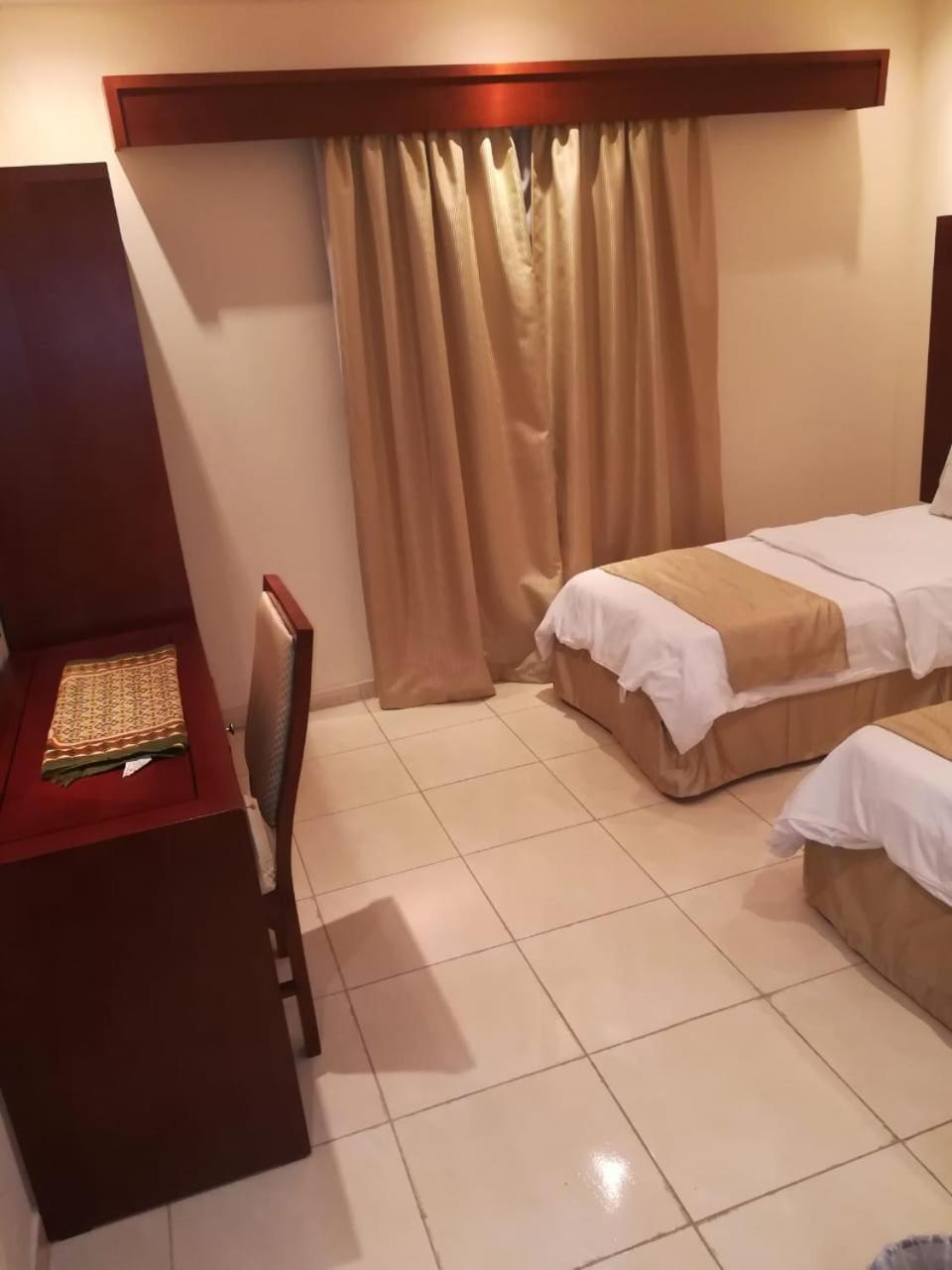 Leen Serviced Apartments Dzsidda Kültér fotó