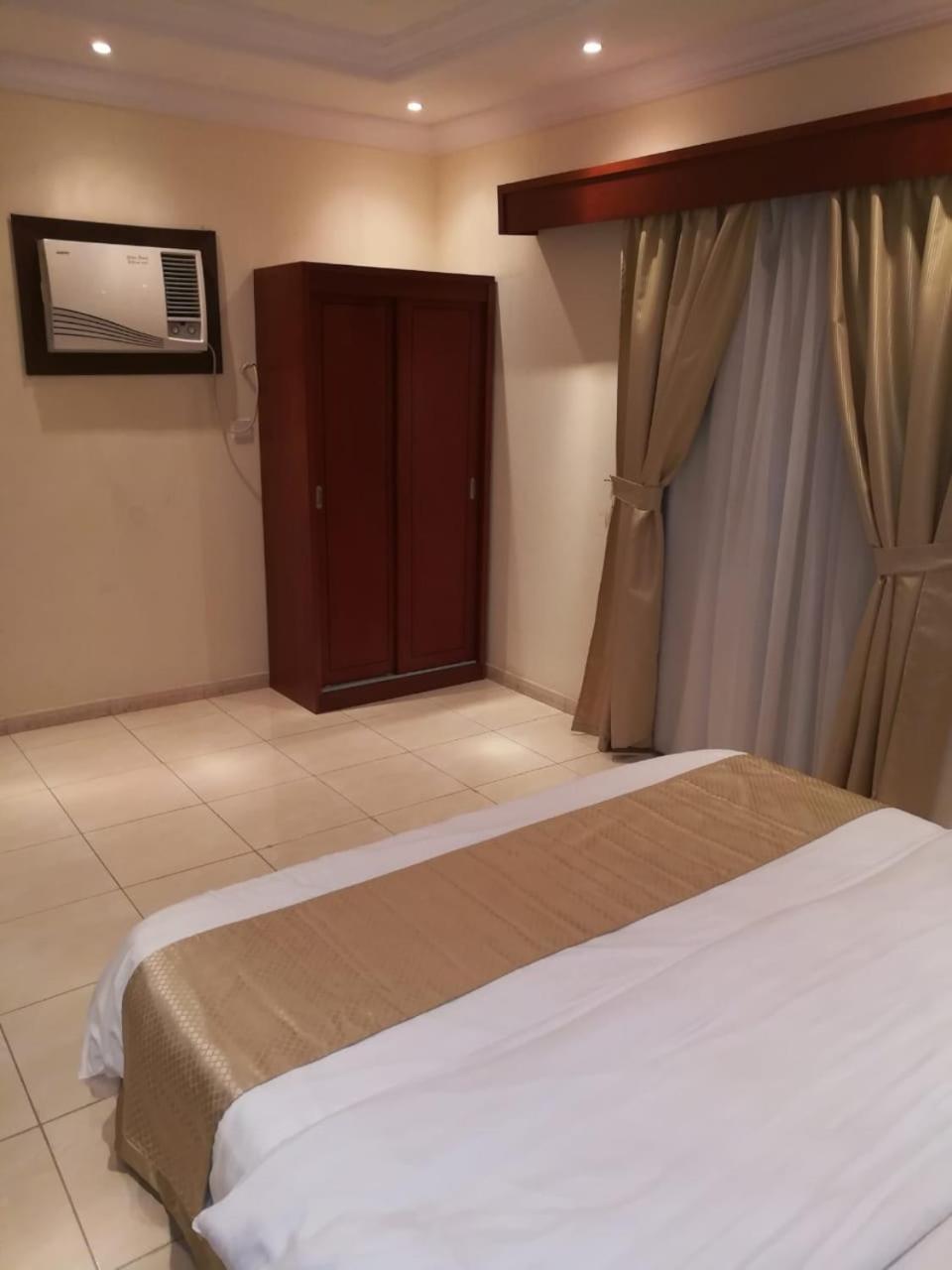 Leen Serviced Apartments Dzsidda Kültér fotó