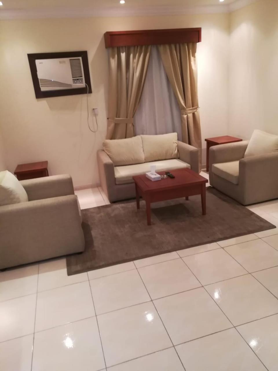Leen Serviced Apartments Dzsidda Kültér fotó